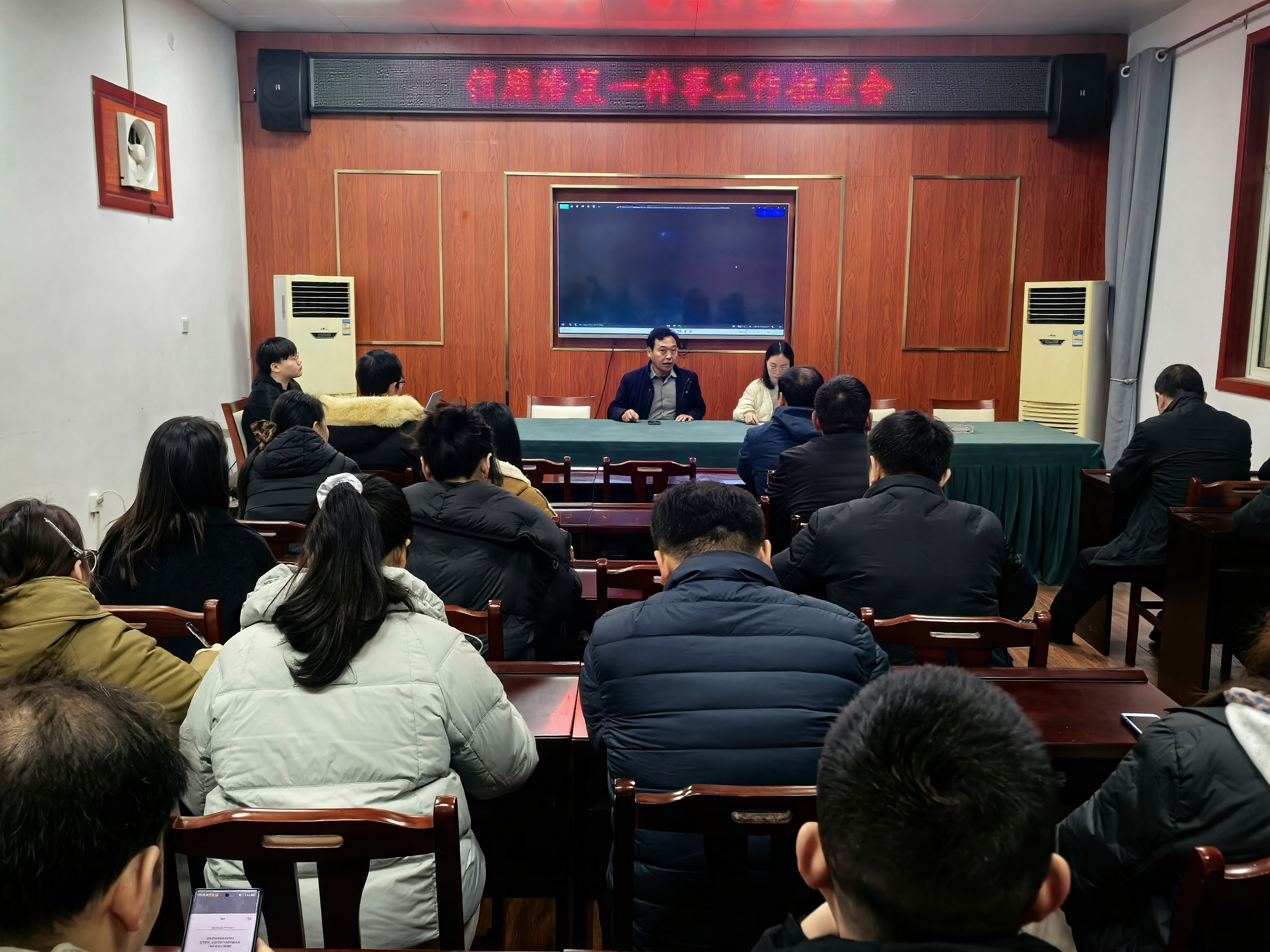 6334cd32948c02ad42a9088bd512e653.png 6334cd32948c02ad42a9088bd512e653.png